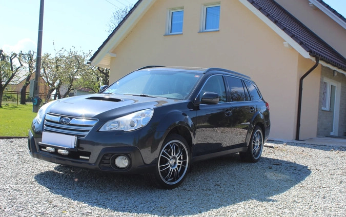 Subaru Outback cena 35200 przebieg: 158200, rok produkcji 2014 z Bolesławiec małe 154